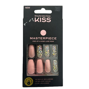 Kiss! Masterpiece press on nails kmn02 76621